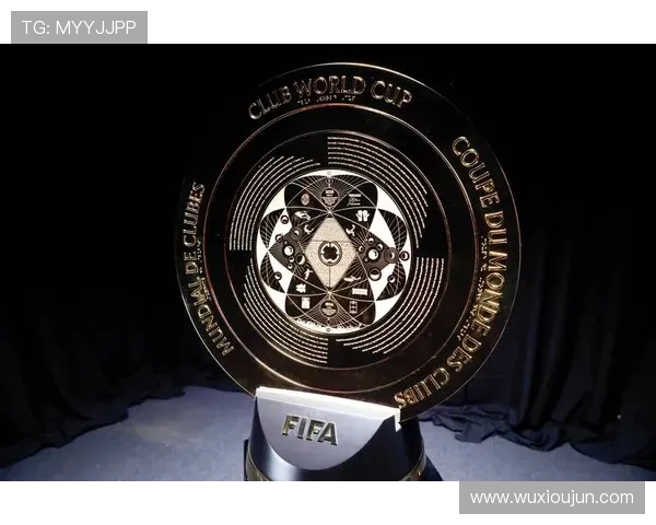 世俱杯焦点战现温情一幕：博格巴与里克尔梅传奇同框，博卡 2-2 本菲卡上演跌宕对决(2)